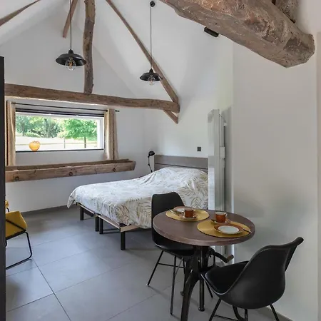 La Pomme Petillante Bed & Breakfast Maisnieres